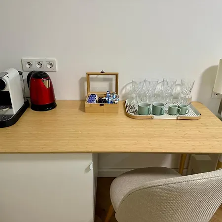 Morand I Apartment *